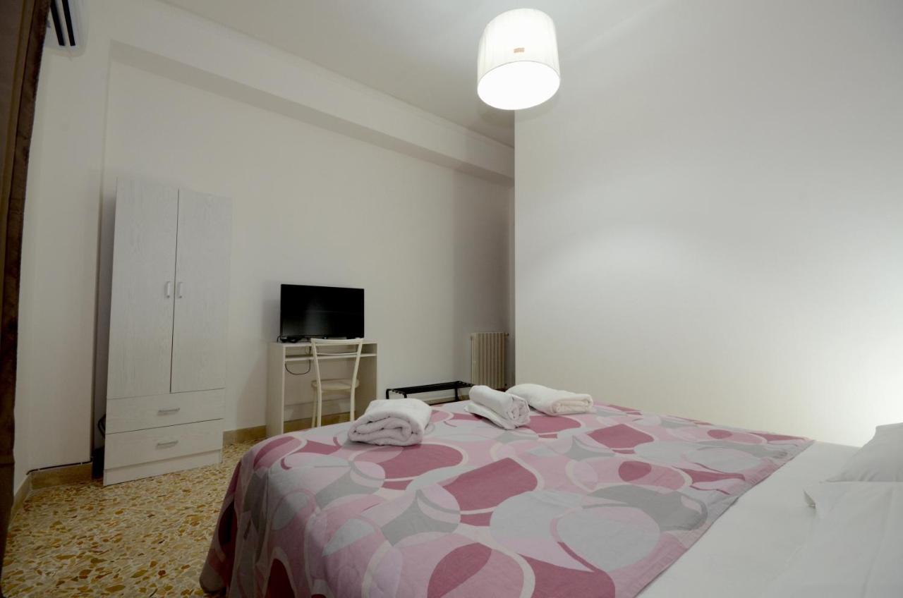 La Casa Del Moro - Al Politeama Bed & Breakfast Palermo Exterior photo
